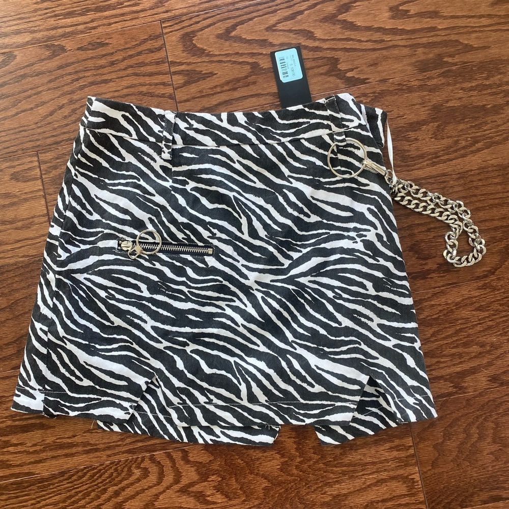NEW Carmar Zebra Denmin Skirt Size 10 (runs small)